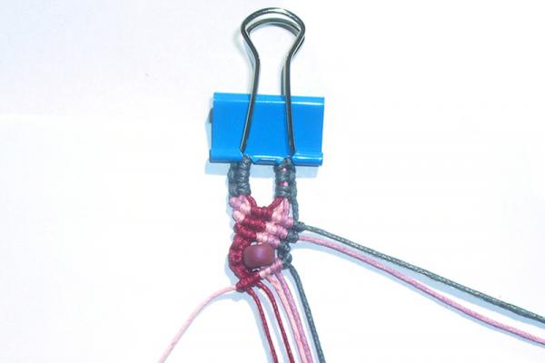 Micro macramé náramok