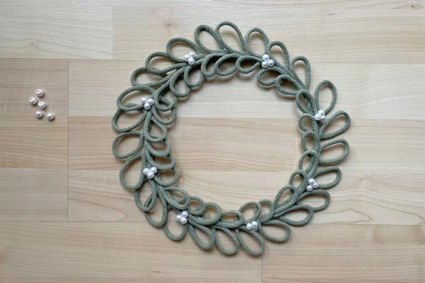 Venček s motívom imela zo šnúry