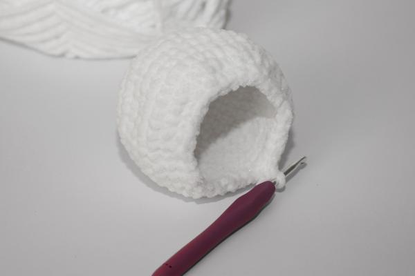 Uháčkujte si snehuliaka