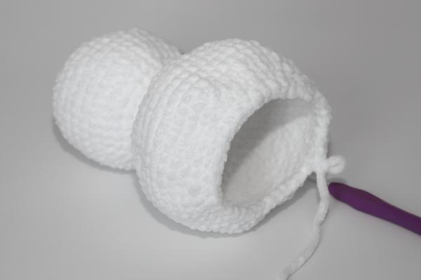 Uháčkujte si snehuliaka