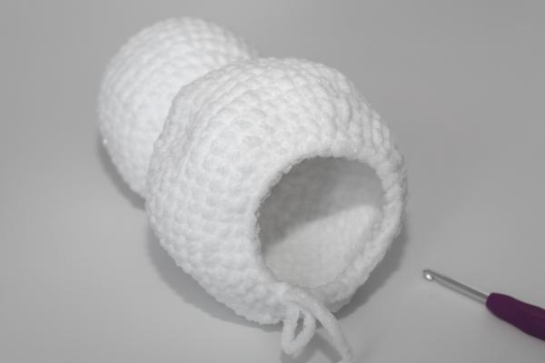 Uháčkujte si snehuliaka