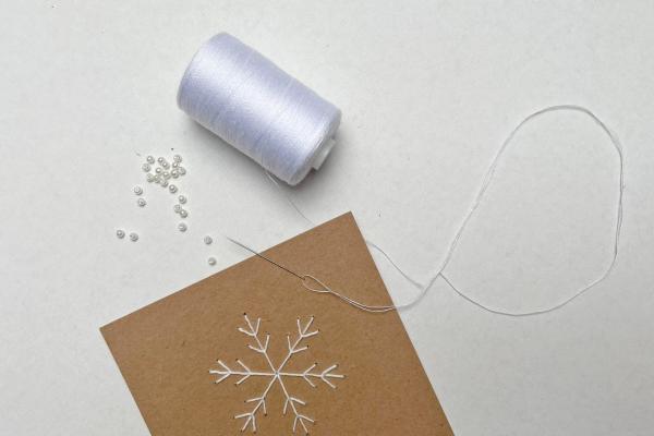 Ako jednoducho vyšiť vločku na prianie