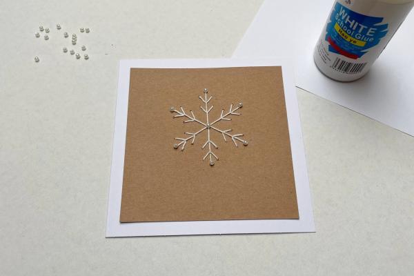 Ako jednoducho vyšiť vločku na prianie