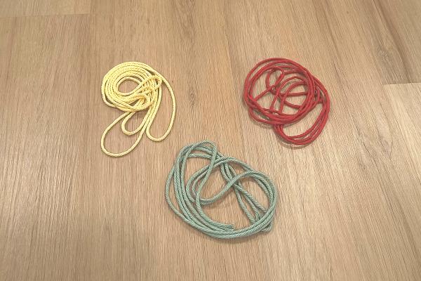 Ako vyrobiť macrame popruh na mobil
