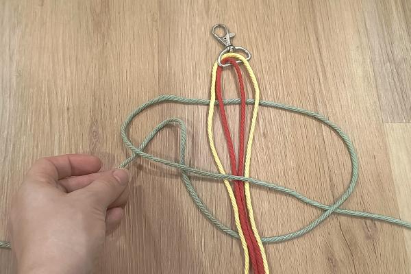 Ako vyrobiť macrame popruh na mobil