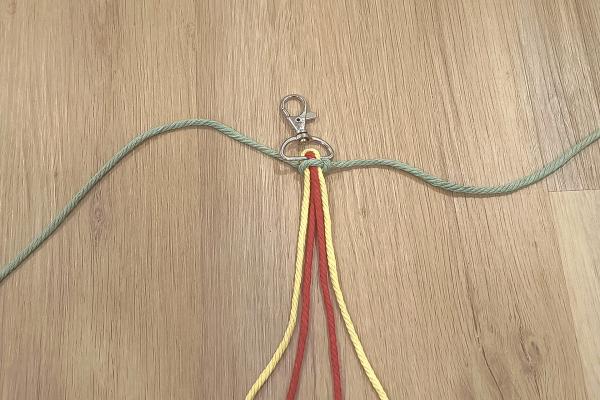 Ako vyrobiť macrame popruh na mobil