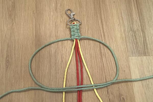 Ako vyrobiť macrame popruh na mobil