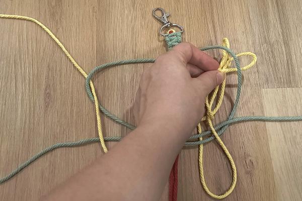 Ako vyrobiť macrame popruh na mobil