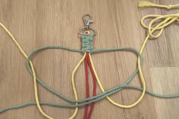 Ako vyrobiť macrame popruh na mobil