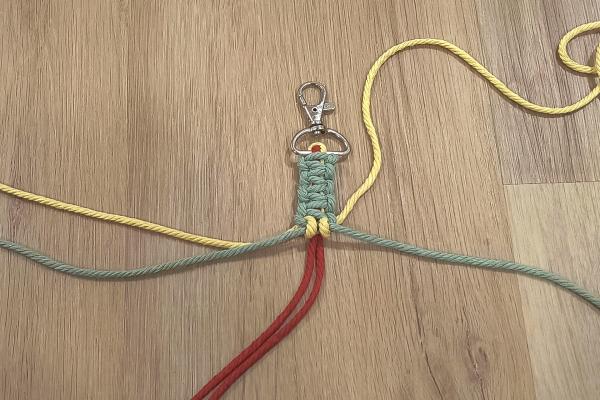 Ako vyrobiť macrame popruh na mobil