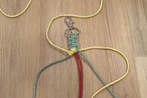 Ako vyrobiť macrame popruh na mobil