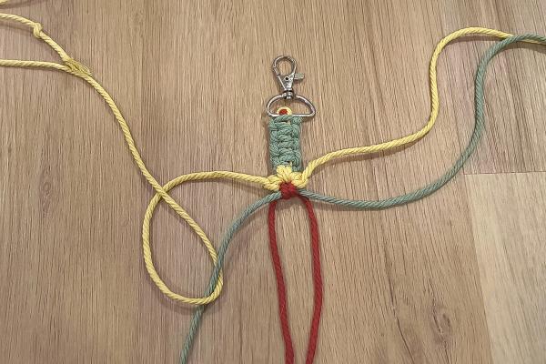 Ako vyrobiť macrame popruh na mobil