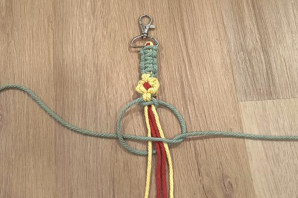 Ako vyrobiť macrame popruh na mobil
