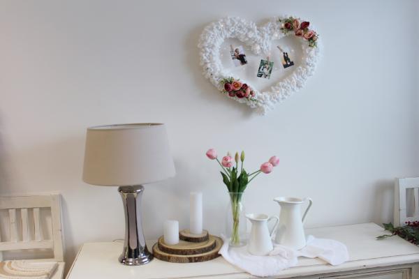Romantické srdce z priadze a kvetín
