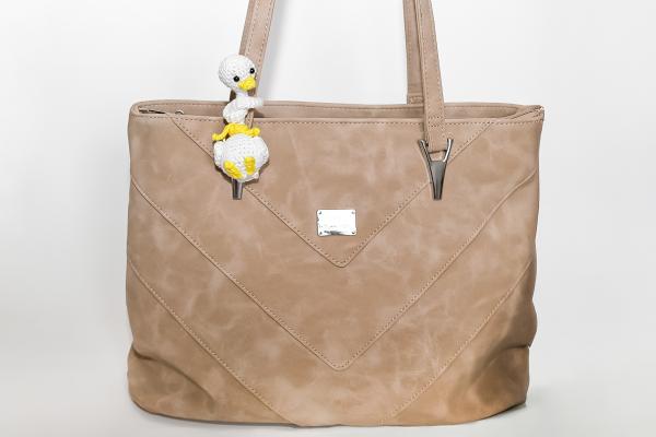 Uháčkujte si veselú hus s dlhým krkom