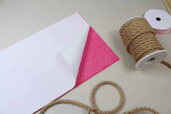 Jarný zápich zajačik zo šnúry