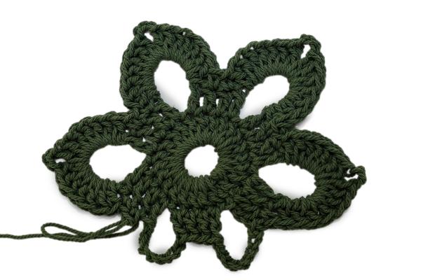 Háčkované kvetinové prestieranie 