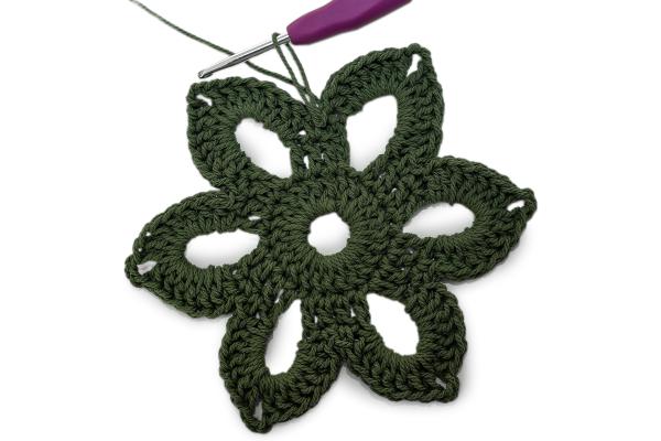 Háčkované kvetinové prestieranie 