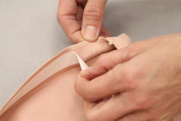 Ako skrátiť sukňu alebo záves bez šitia