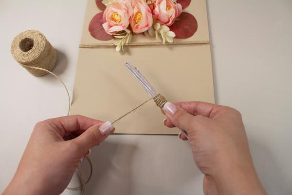 Vyrobte si prianie s nežnou kyticou