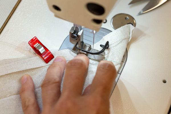 Ako obrusu či prestieraniu ušiť pekné rohy
