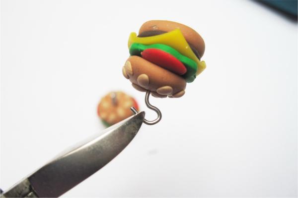 Hamburger ako náušnice