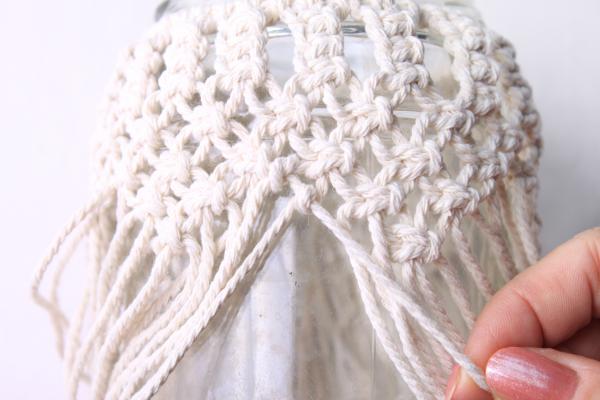 Macramé lucerna